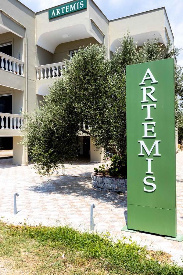 Pansion Artemis Lägenhet Mavrovoúnion Exteriör bild